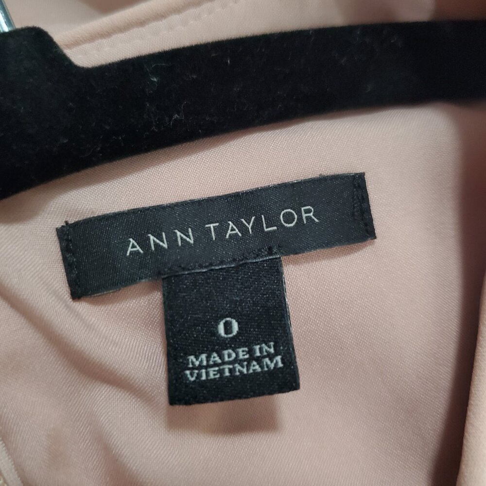 Ann Taylor Pink Sleeveless Sheath Dress | Size 0 - Picture 5 of 5
